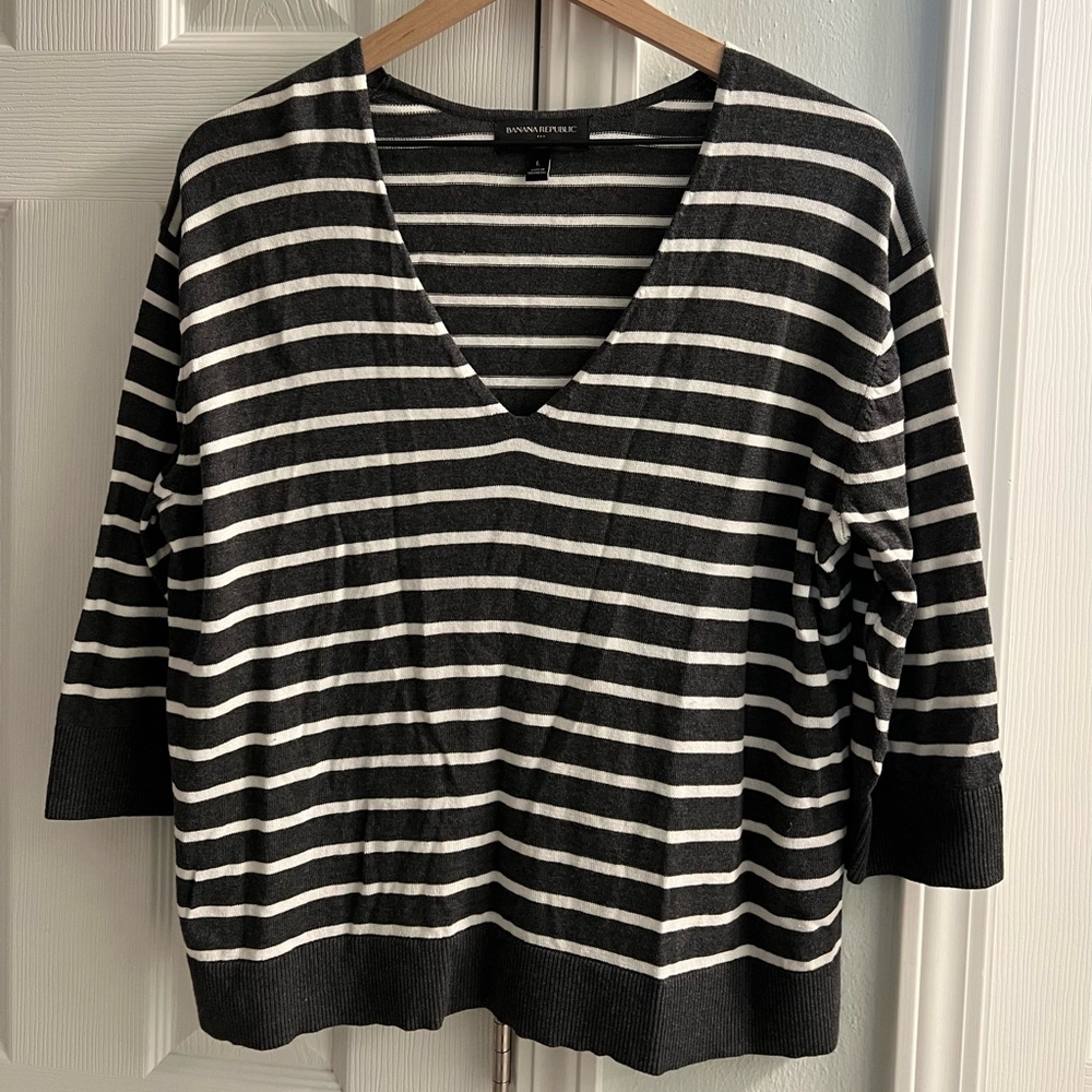 Banana Republic Charcoal & White Striped V-Neck Sweater